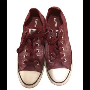 Converse size 9 maroon washed look.